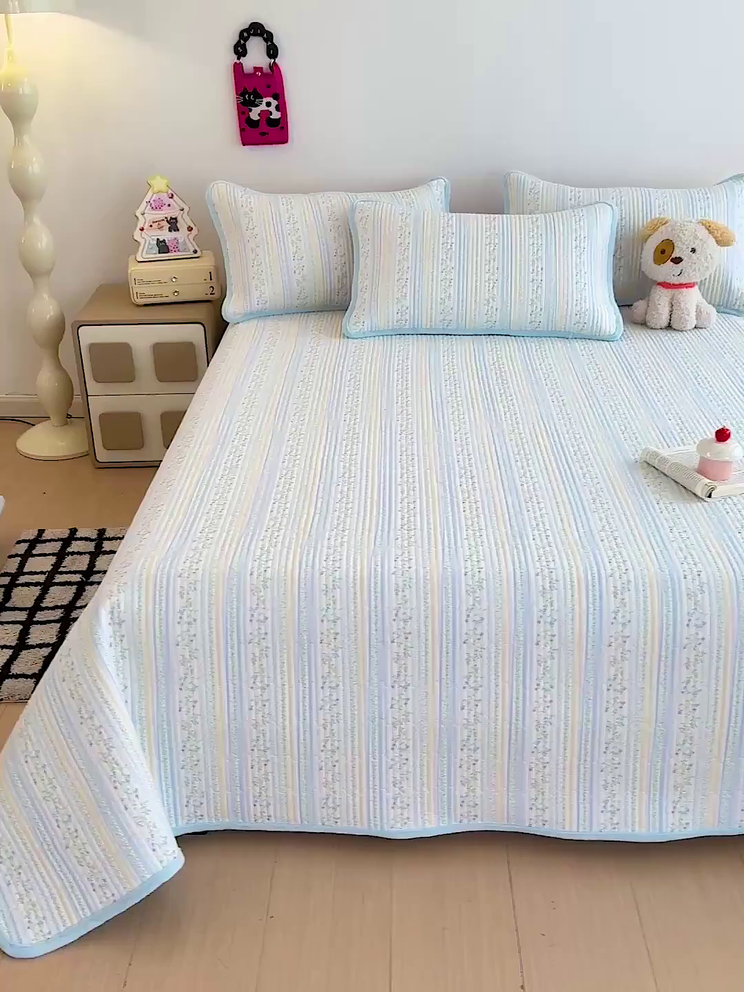 91家纺网 家纺一手货源 找家纺 恒尚居 2025新款双层纱牛奶绒床盖双面两用夹棉床单床垫-秋冬款 四季通用 阳光庄园【A双层纱-B牛奶绒】