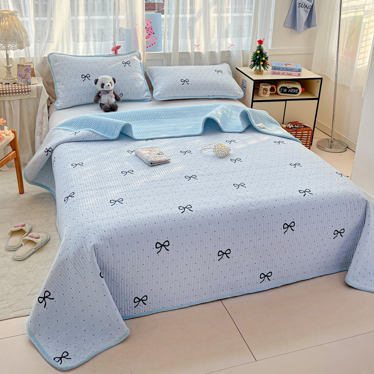 91家纺网 家纺一手货源 找家纺 恒尚居 2025新款双层纱牛奶绒床盖双面两用夹棉床单床垫-秋冬款 四季通用 海盐蝴蝶结【A双层纱-B牛奶绒】