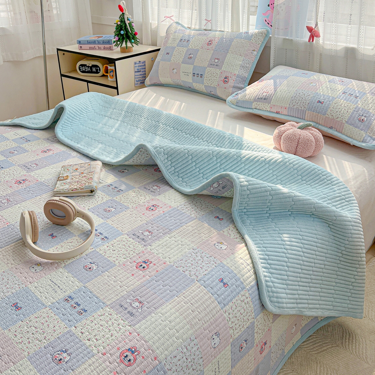 91家纺网 家纺一手货源 找家纺 恒尚居 2025新款双层纱牛奶绒床盖双面两用夹棉床单床垫-秋冬款 四季通用 慢时光【A双层纱-B牛奶绒】