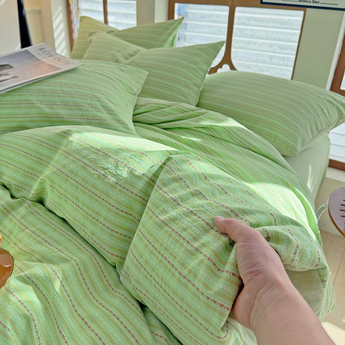 91家纺网 家纺一手货源 找家纺 全美家居 2025新款全棉纯棉色织提花水洗四件套 新柳翠意