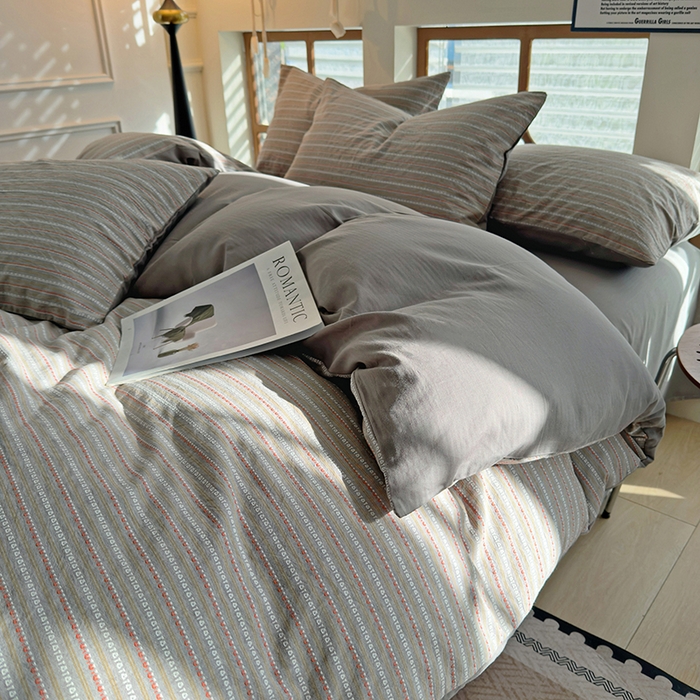 91家纺网 家纺一手货源 找家纺 全美家居 2025新款全棉纯棉色织提花水洗四件套 藤棕谧意