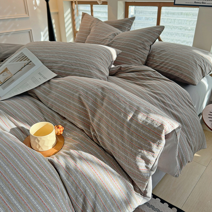 91家纺网 家纺一手货源 找家纺 全美家居 2025新款全棉纯棉色织提花水洗四件套 藤棕谧意