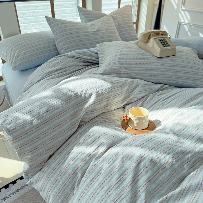 91家纺网 家纺一手货源 找家纺 全美家居 2025新款全棉纯棉色织提花水洗四件套 浅绯绮梦