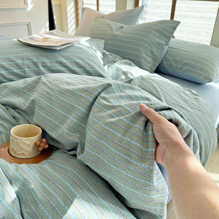 91家纺网 家纺一手货源 找家纺 全美家居 2025新款全棉纯棉色织提花水洗四件套 浅霭雅眠