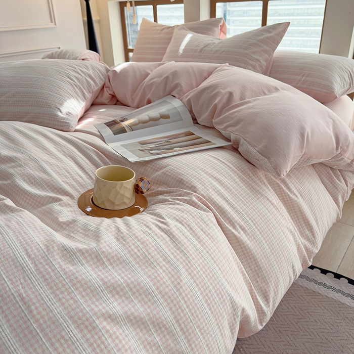 91家纺网 家纺一手货源 找家纺 全美家居 2025新款全棉纯棉色织提花水洗四件套 粉黛佳人