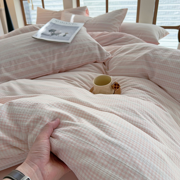 91家纺网 家纺一手货源 找家纺 全美家居 2025新款全棉纯棉色织提花水洗四件套 粉黛佳人