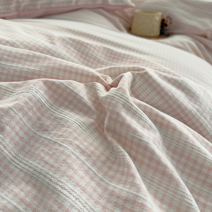 91家纺网 家纺一手货源 找家纺 全美家居 2025新款全棉纯棉色织提花水洗四件套 粉黛佳人