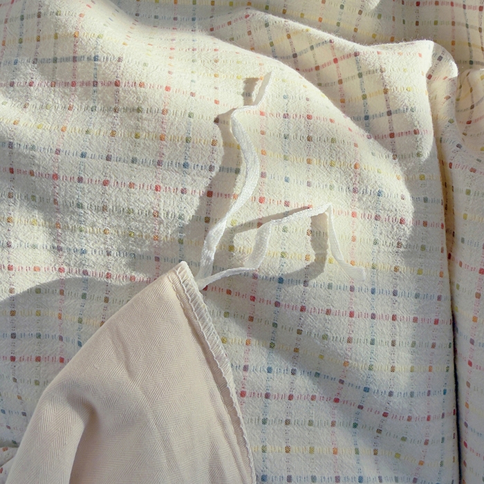 91家纺网 家纺一手货源 找家纺 全美家居 2025新款全棉纯棉色织提花水洗四件套 彩虹波点