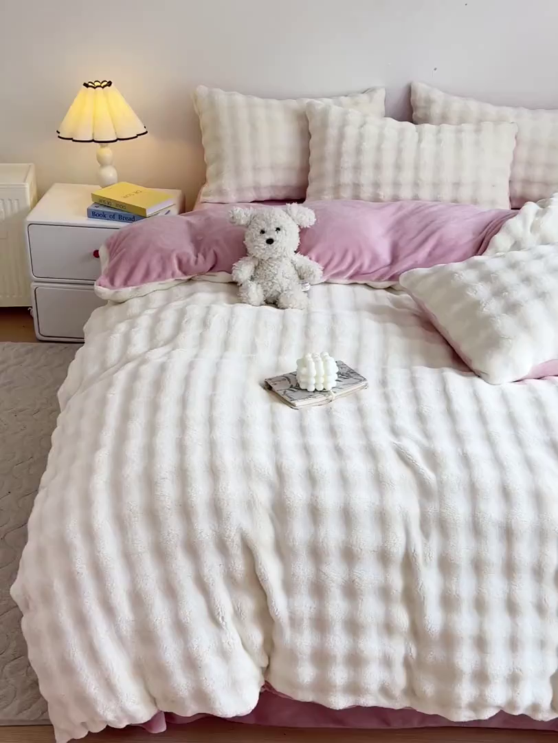 91家纺网 家纺一手货源 找家纺 （总）金梦拉家纺 2024直播爆款牛奶绒大泡泡渐变纯色四件套