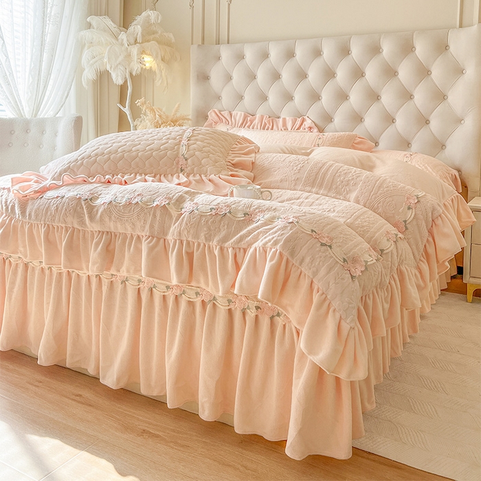 91家纺网 家纺一手货源 找家纺 （总）好儿喜家纺 2025新款雕花牛奶绒床盖四件套-海棠花