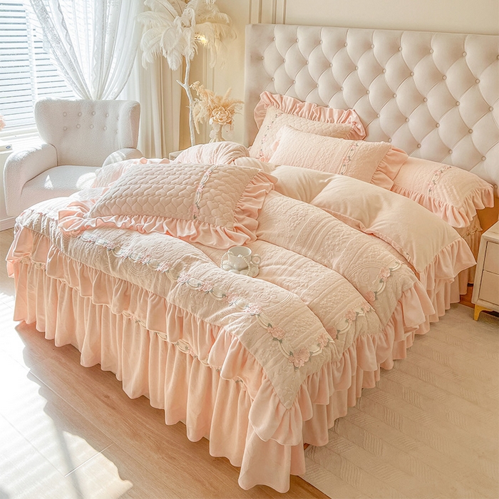 91家纺网 家纺一手货源 找家纺 （总）好儿喜家纺 2025新款雕花牛奶绒床盖四件套-海棠花