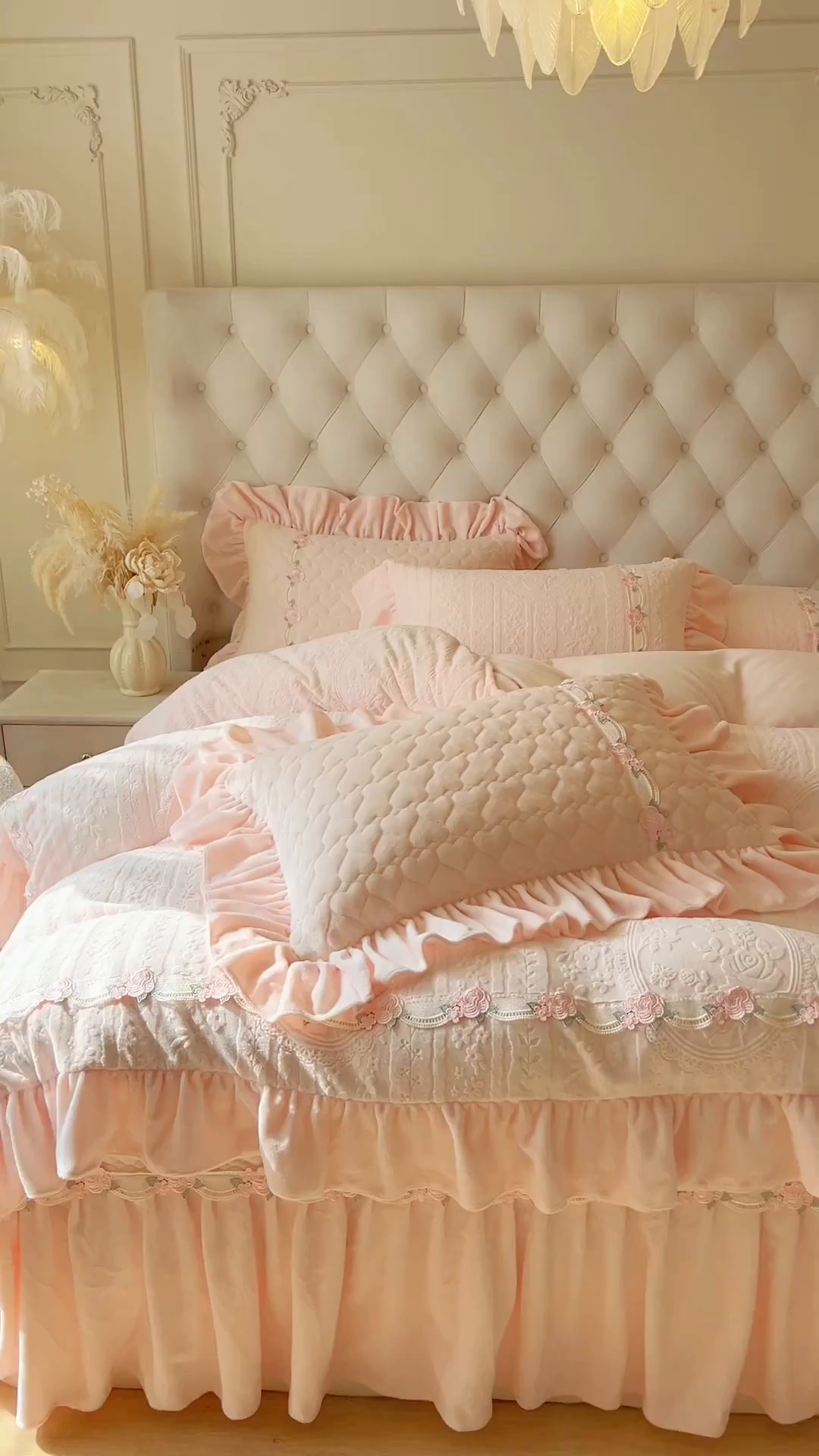 91家纺网 家纺一手货源 找家纺 （总）好儿喜家纺 2025新款雕花牛奶绒床盖四件套-海棠花