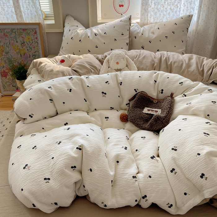 贝扬思家纺 2025新款亲肤舒适甄选三层纱印花套件系列四件套 樱桃物语