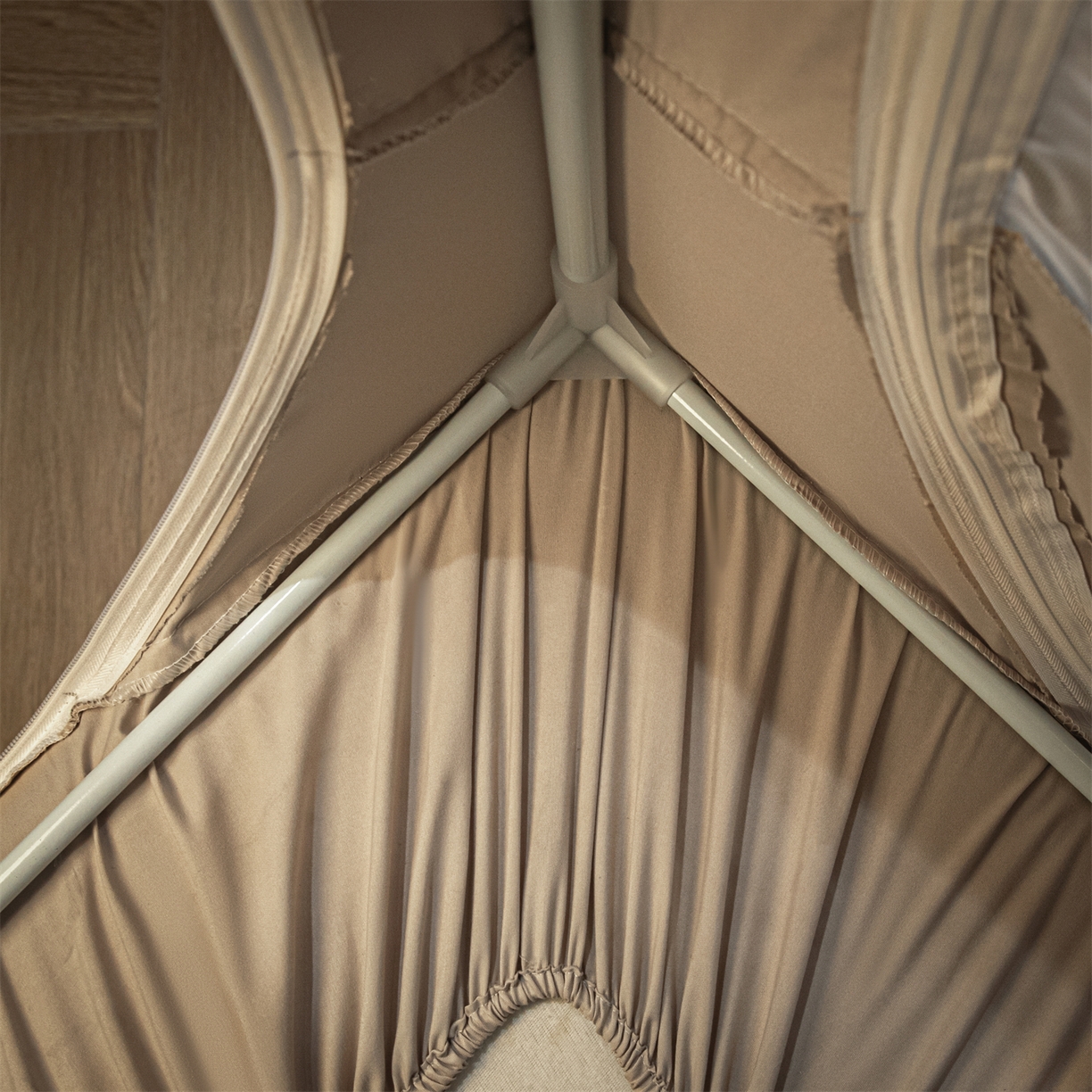 91家纺网 家纺一手货源 找家纺 飞轮海蚊帐 2025新款加厚夹棉遮光防风四季可用蚊帐冬季 保暖 床帘 香槟-无遮光帘