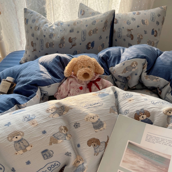 91家纺网 家纺一手货源 找家纺 贝扬思家纺 2025新款亲肤舒适甄选三层纱印花套件系列四件套 复古修狗