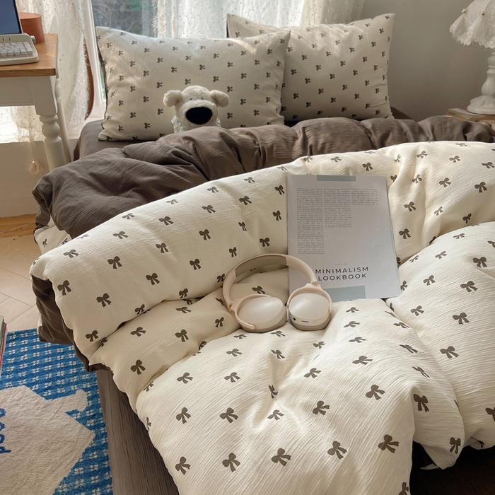 91家纺网 家纺一手货源 找家纺 贝扬思家纺 2025新款亲肤舒适甄选三层纱印花套件系列四件套 碱水结