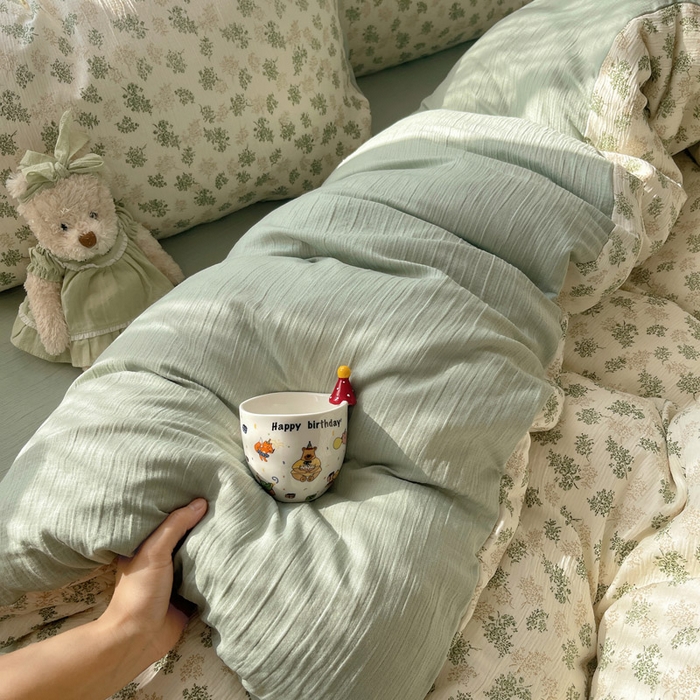 91家纺网 家纺一手货源 找家纺 贝扬思家纺 2025新款亲肤舒适甄选三层纱印花套件系列四件套 沐风