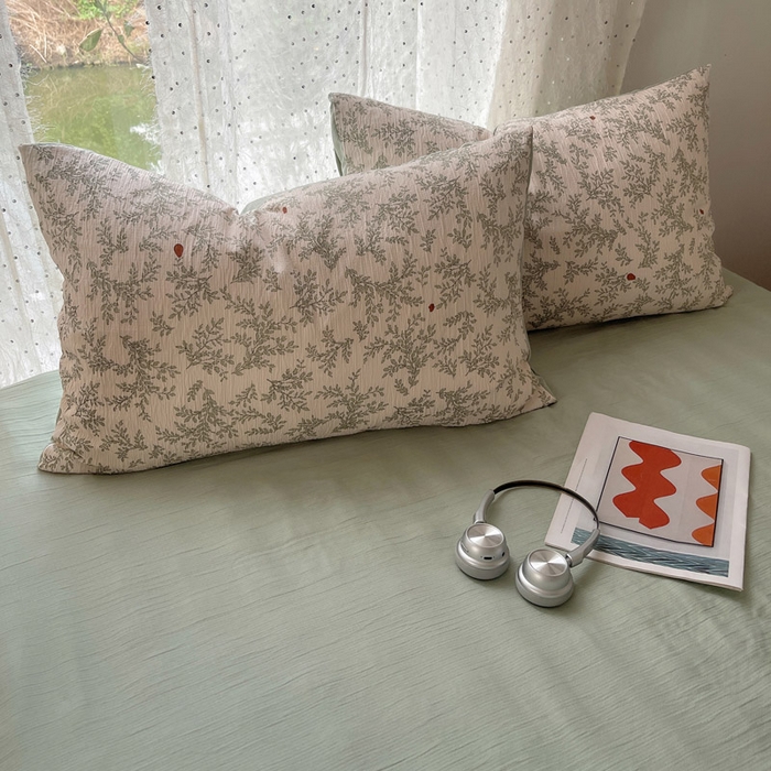 91家纺网 家纺一手货源 找家纺 贝扬思家纺 2025新款亲肤舒适甄选三层纱印花套件系列四件套 秋月梨