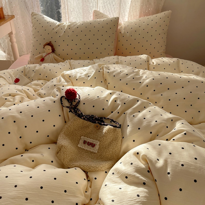 91家纺网 家纺一手货源 找家纺 贝扬思家纺 2025新款亲肤舒适甄选三层纱印花套件系列四件套 小黑豆