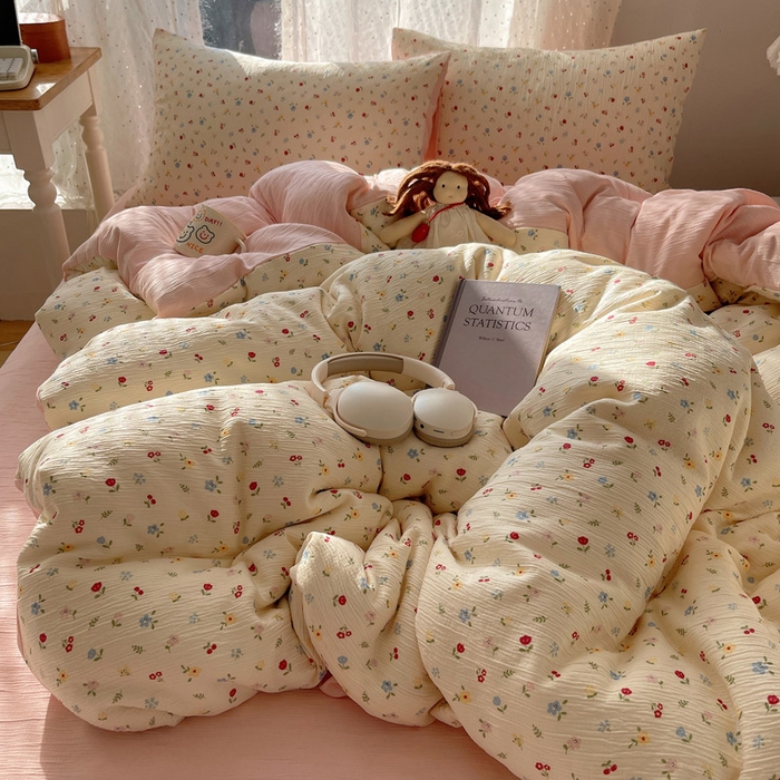 贝扬思家纺 2025新款亲肤舒适甄选三层纱印花套件系列四件套 小花点点