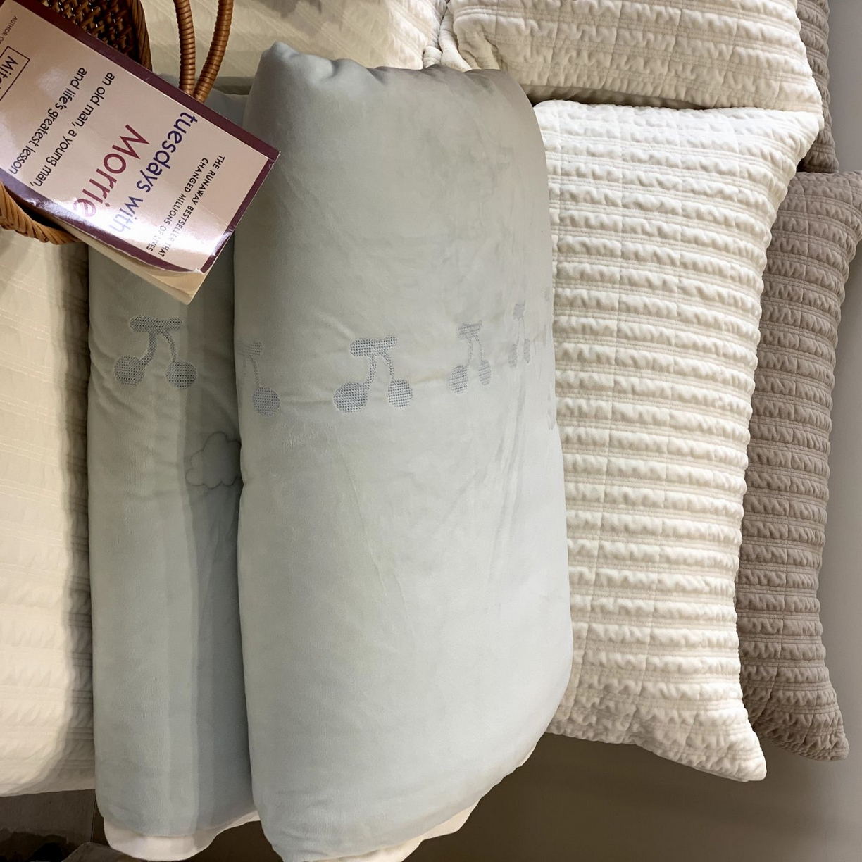 91家纺网 家纺一手货源 找家纺 汇庭 2025秋冬新款樱桃绒双人豆豆被系列 绿色