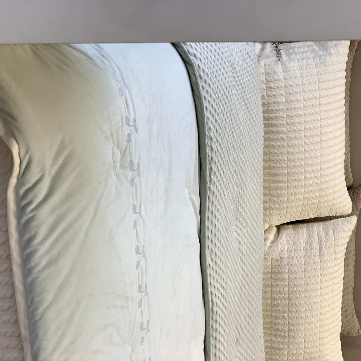 91家纺网 家纺一手货源 找家纺 汇庭 2025秋冬新款樱桃绒双人豆豆被系列 绿色