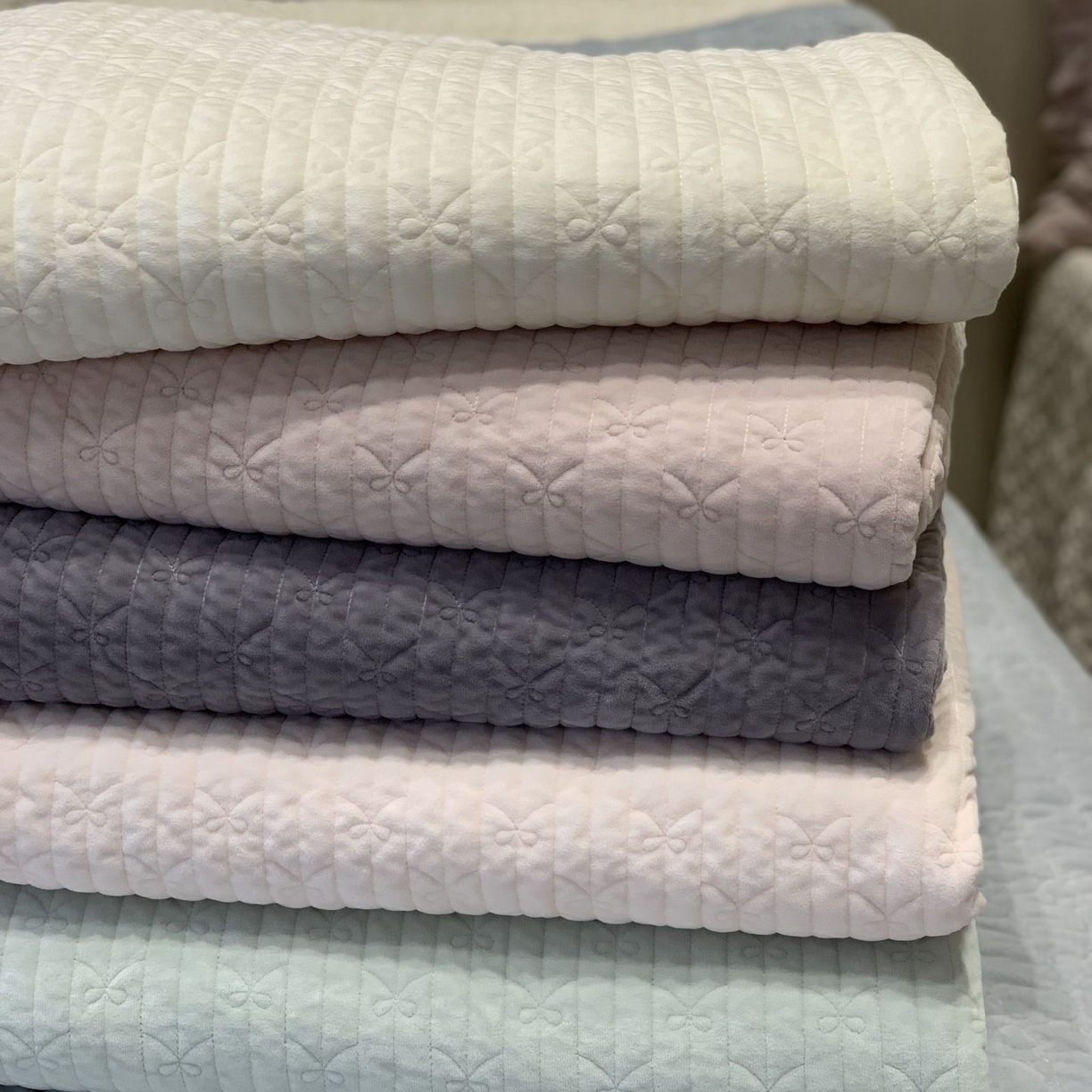 91家纺网 家纺一手货源 找家纺 （总）汇庭 2025新款雪花绒单床盖床盖单件