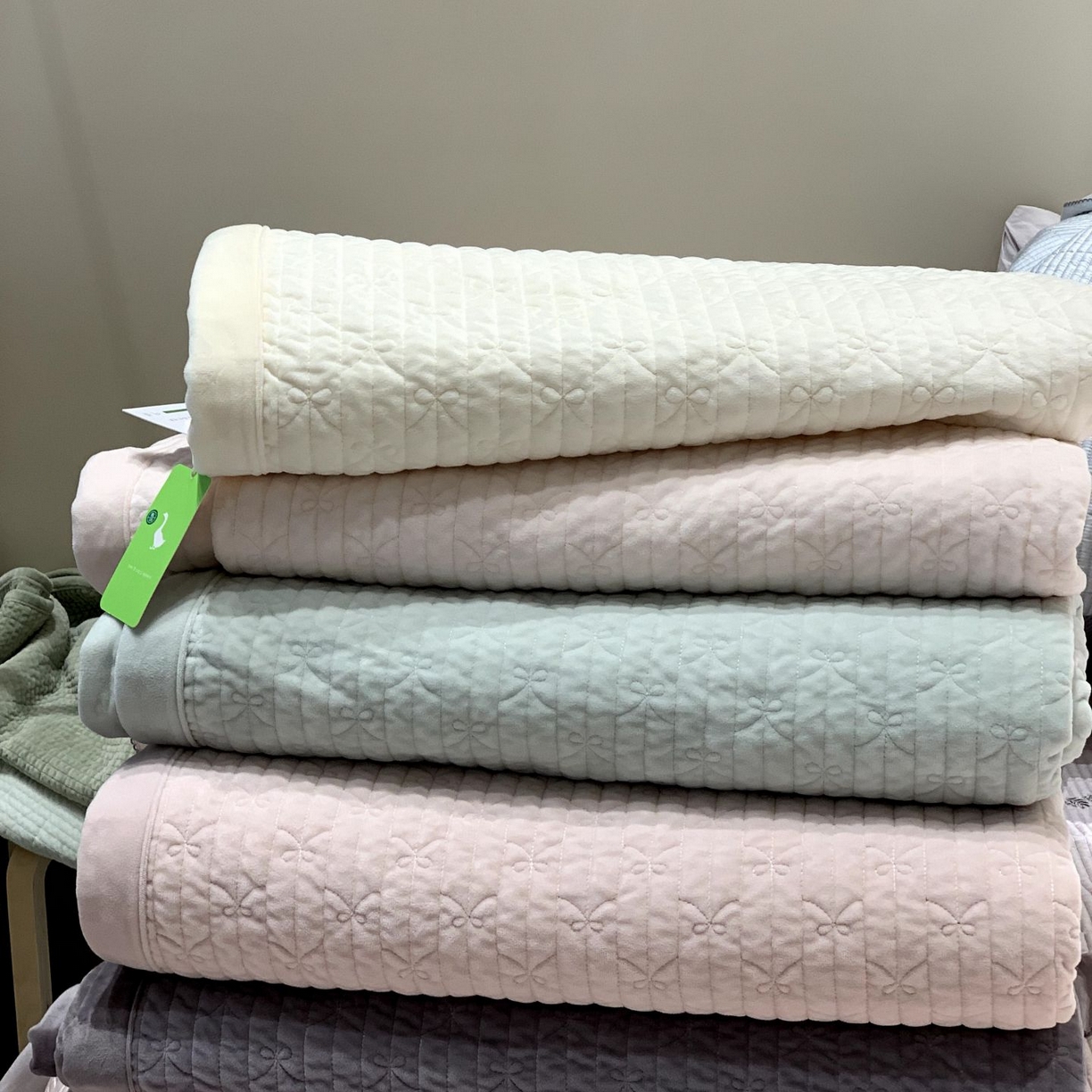 91家纺网 家纺一手货源 找家纺 （总）汇庭 2025新款雪花绒单床盖床盖单件