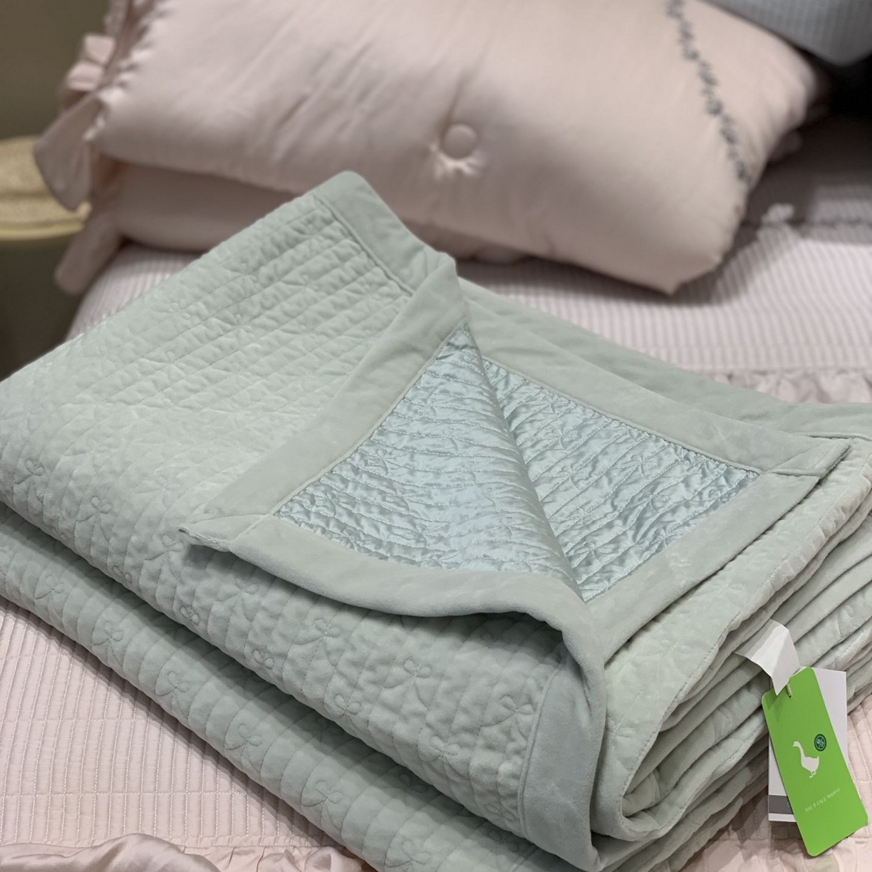 91家纺网 家纺一手货源 找家纺 （总）汇庭 2025新款雪花绒单床盖床盖单件