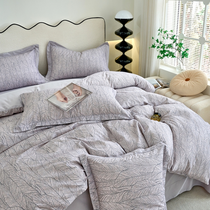 91家纺网 家纺一手货源 找家纺 三沁家居 2025新款全棉碳素磨毛数码印花四件套 伊莎莉