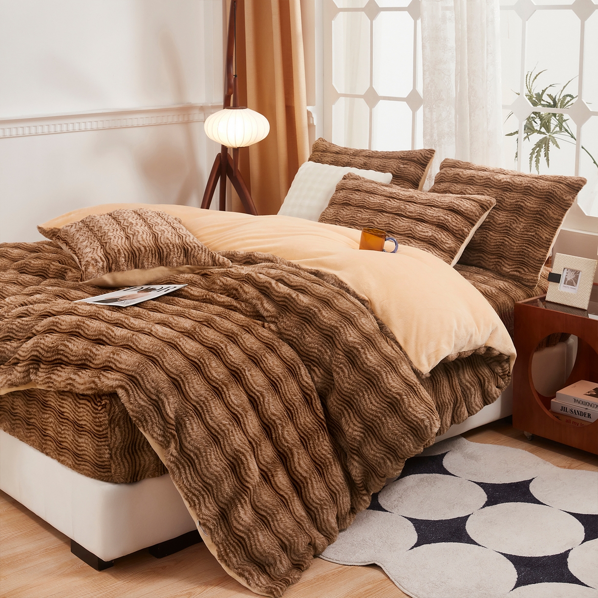 91家纺网 家纺一手货源 找家纺 乐居家纺 2025新款加厚兔毛绒纯色四件套套件系列 波纹-云雾棕