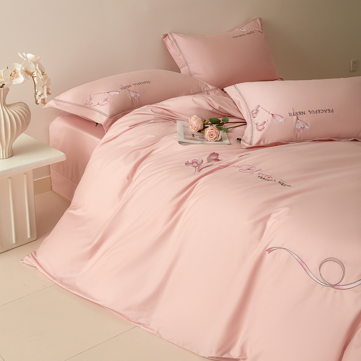 91家纺网 家纺一手货源 找家纺 （总）洺兰家居 2025新疆长绒棉高支高密刺绣款绣花四件套-郁金香