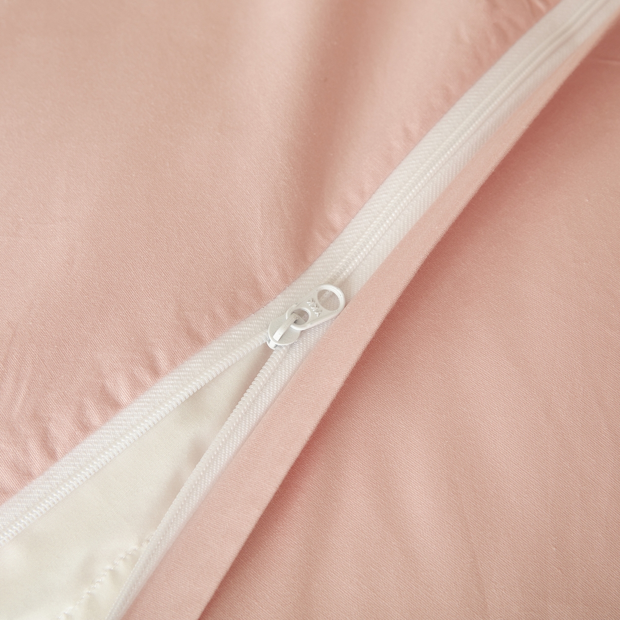 91家纺网 家纺一手货源 找家纺 （总）洺兰家居 2025新疆长绒棉高支高密刺绣款绣花四件套-郁金香