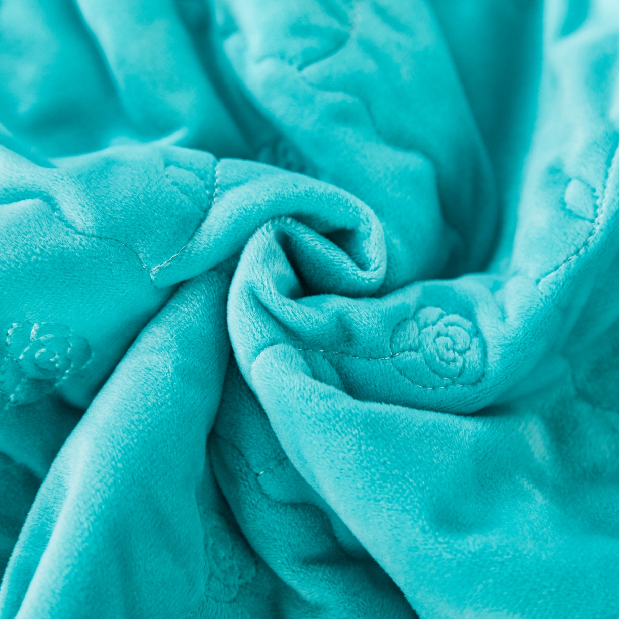 91家纺网 家纺一手货源 找家纺 默忆 2025新款婴儿绒宝宝绒玫瑰版床盖款四件套-慕达 慕达-青