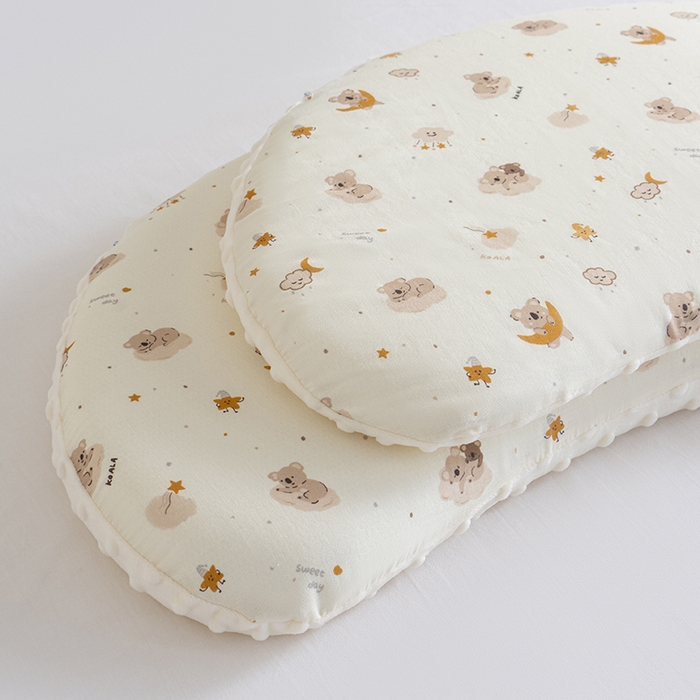 91家纺网 家纺一手货源 找家纺 昕科 2025秋冬绒豆豆-A类母婴级全棉月牙硅胶儿童枕-学生枕芯硅胶儿童枕头 月牙硅胶-星月考拉-5cm