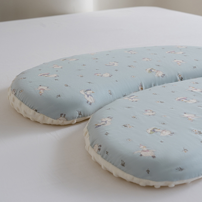 91家纺网 家纺一手货源 找家纺 昕科 2025秋冬绒豆豆-A类母婴级全棉月牙硅胶儿童枕-学生枕芯硅胶儿童枕头 月牙硅胶-花语小鸭-5cm