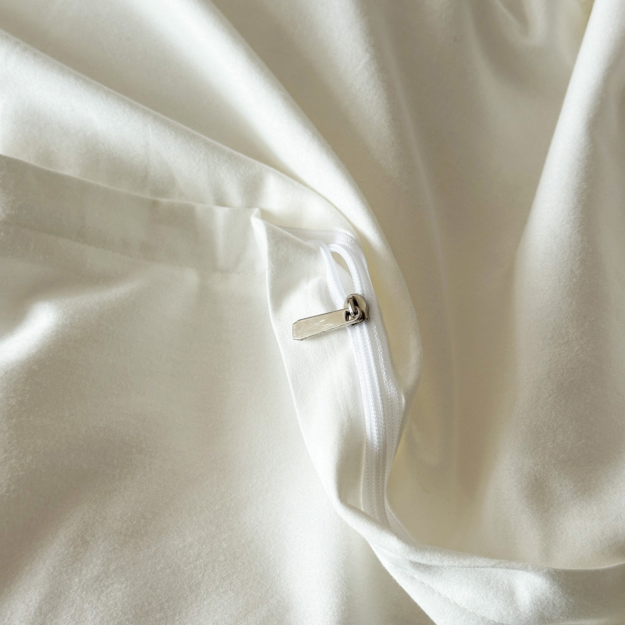 91家纺网 家纺一手货源 找家纺 帝王家纺 2025新款法式小清新秋冬季加厚保暖磨毛提花四件套-繁花 繁花-白