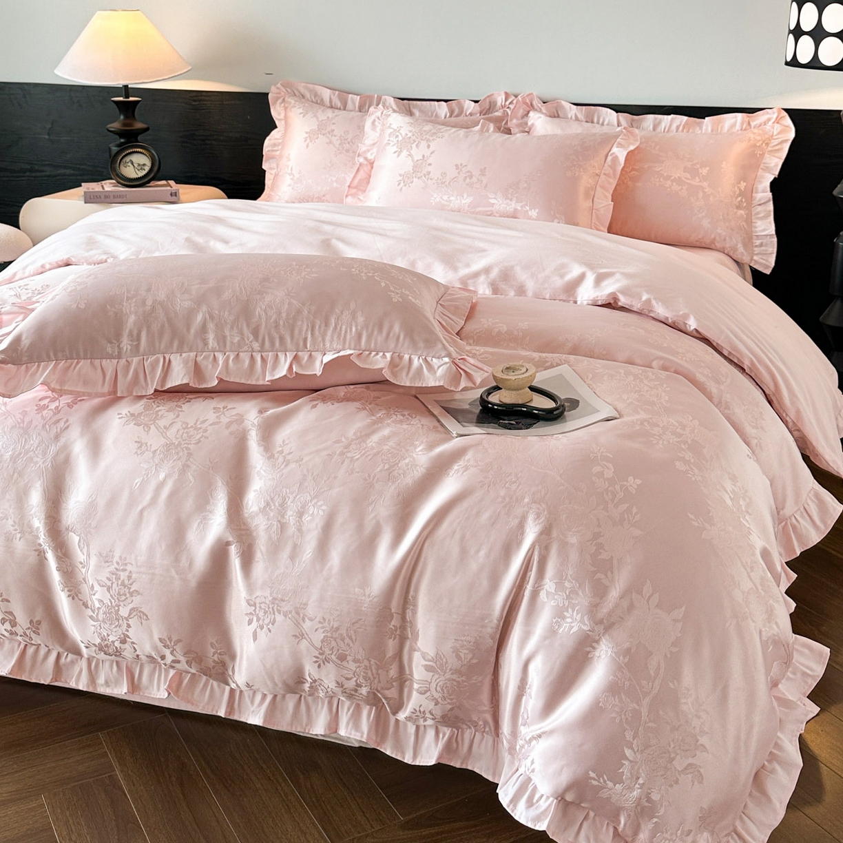 91家纺网 家纺一手货源 找家纺 帝王家纺 2025新款法式小清新秋冬季加厚保暖磨毛提花四件套-繁花 繁花-粉