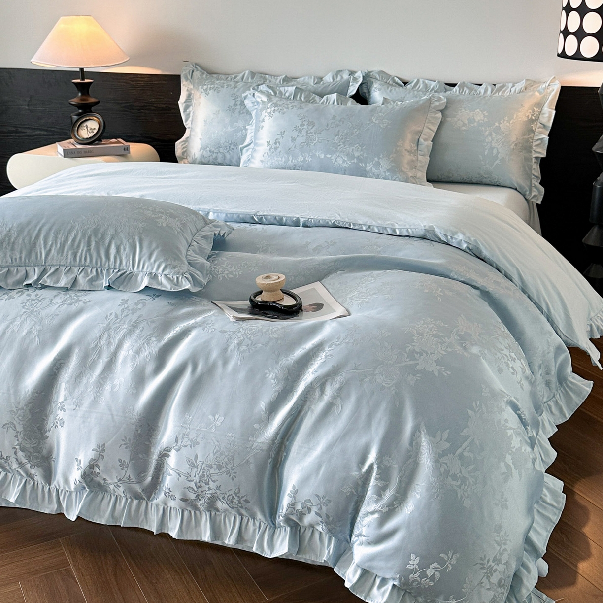 91家纺网 家纺一手货源 找家纺 帝王家纺 2025新款法式小清新秋冬季加厚保暖磨毛提花四件套-繁花 繁花-蓝