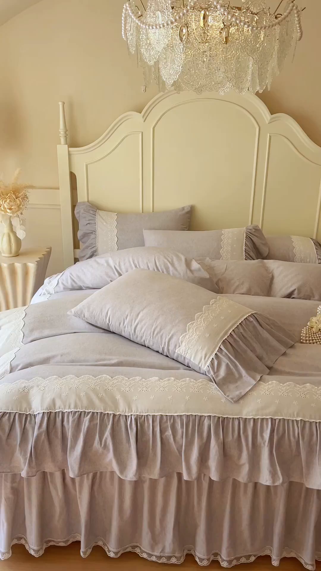 91家纺网 家纺一手货源 找家纺 网红馆（ck家纺） 2025新款全棉磨毛蕾丝边花边四件套--梵妮系列 梵妮-灰