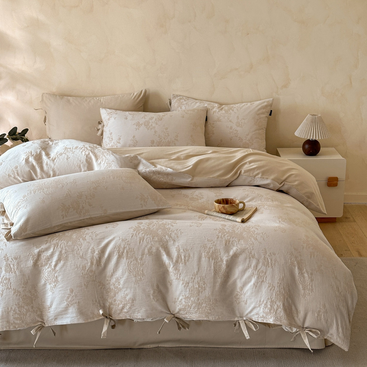 91家纺网 家纺一手货源 找家纺 宜代光年 2025新款亚麻大提花贡缎磨毛四件套-小清新风 露西亚-米麻