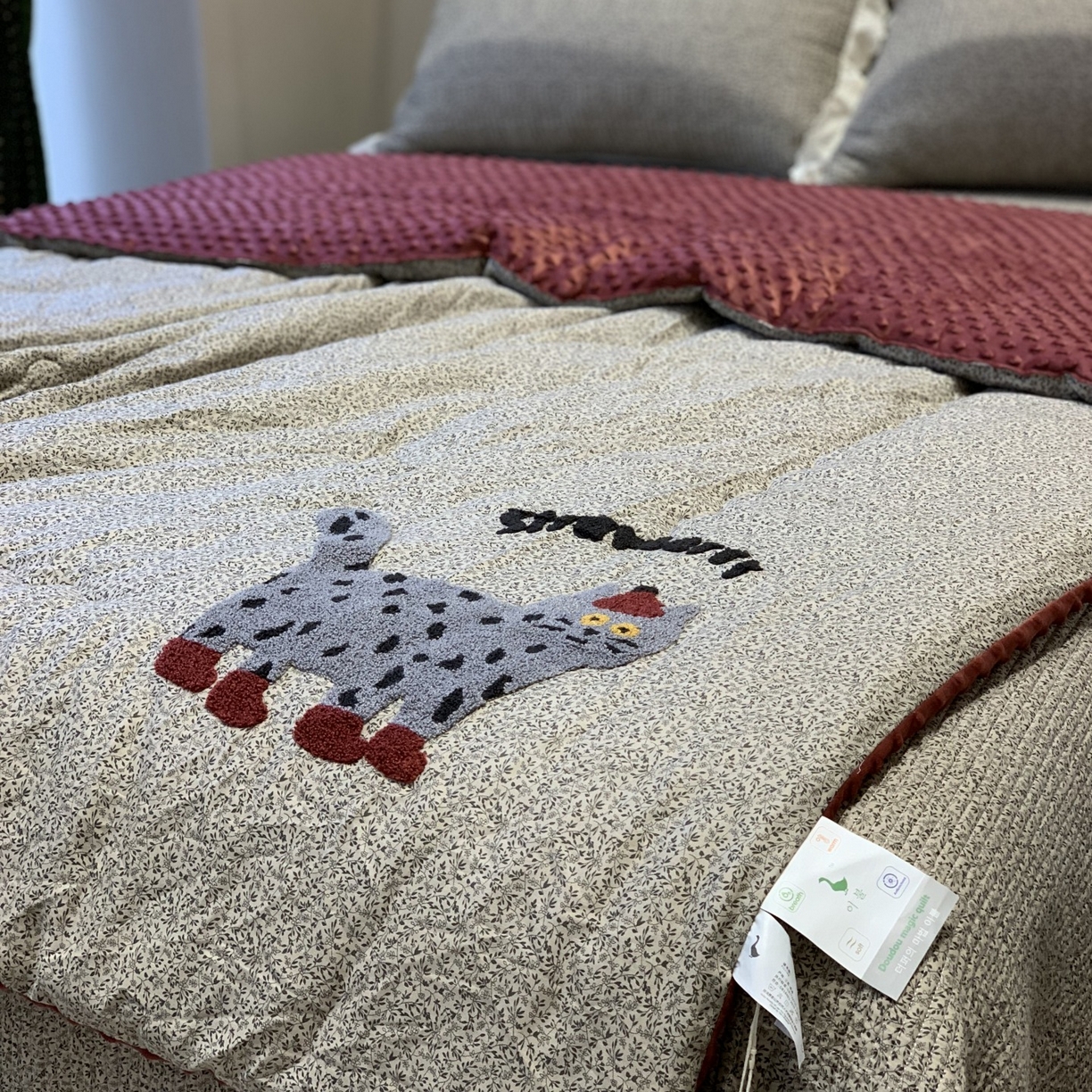 91家纺网 家纺一手货源 找家纺 （总）汇庭 2025秋冬新款毛巾绣豆豆被锦花床盖三件套系列