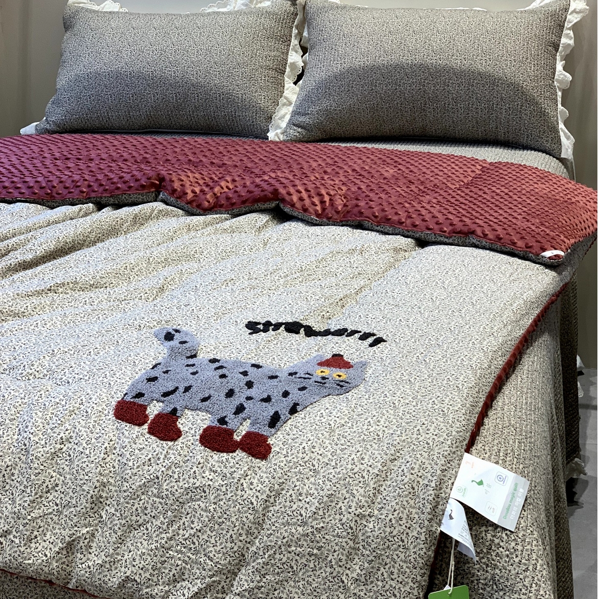 91家纺网 家纺一手货源 找家纺 （总）汇庭 2025秋冬新款毛巾绣豆豆被锦花床盖三件套系列