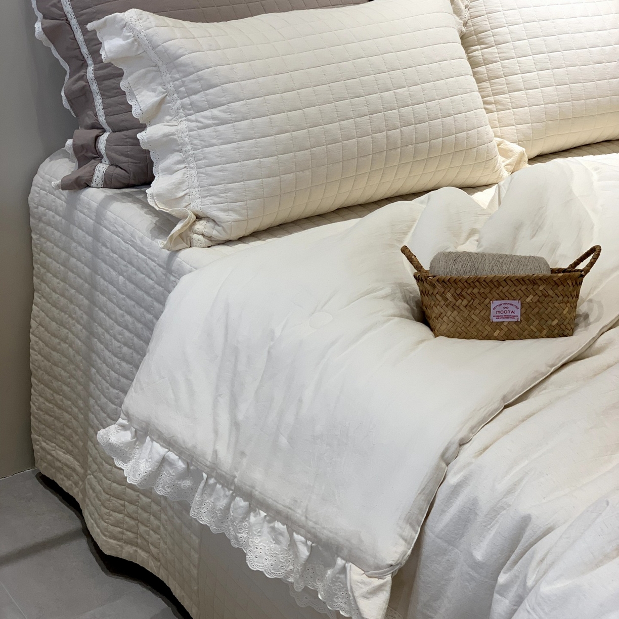 91家纺网 家纺一手货源 找家纺 汇庭 2025秋冬新款棉与麻春秋极简床盖系列 棉与麻春秋白色（极简床盖白色