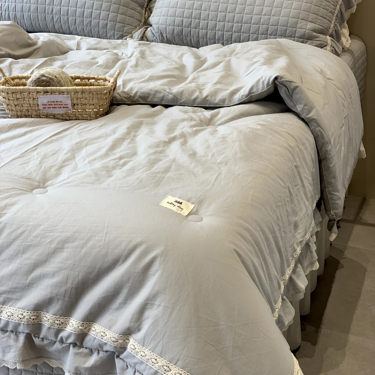 91家纺网 家纺一手货源 找家纺 汇庭 2025秋冬新款棉与麻春秋极简床盖系列 棉与麻春秋蓝色（极简床盖蓝色