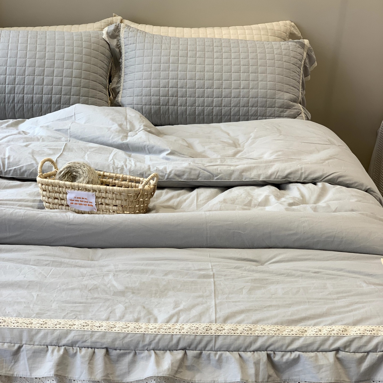 91家纺网 家纺一手货源 找家纺 汇庭 2025秋冬新款棉与麻春秋极简床盖系列 棉与麻春秋蓝色（极简床盖蓝色