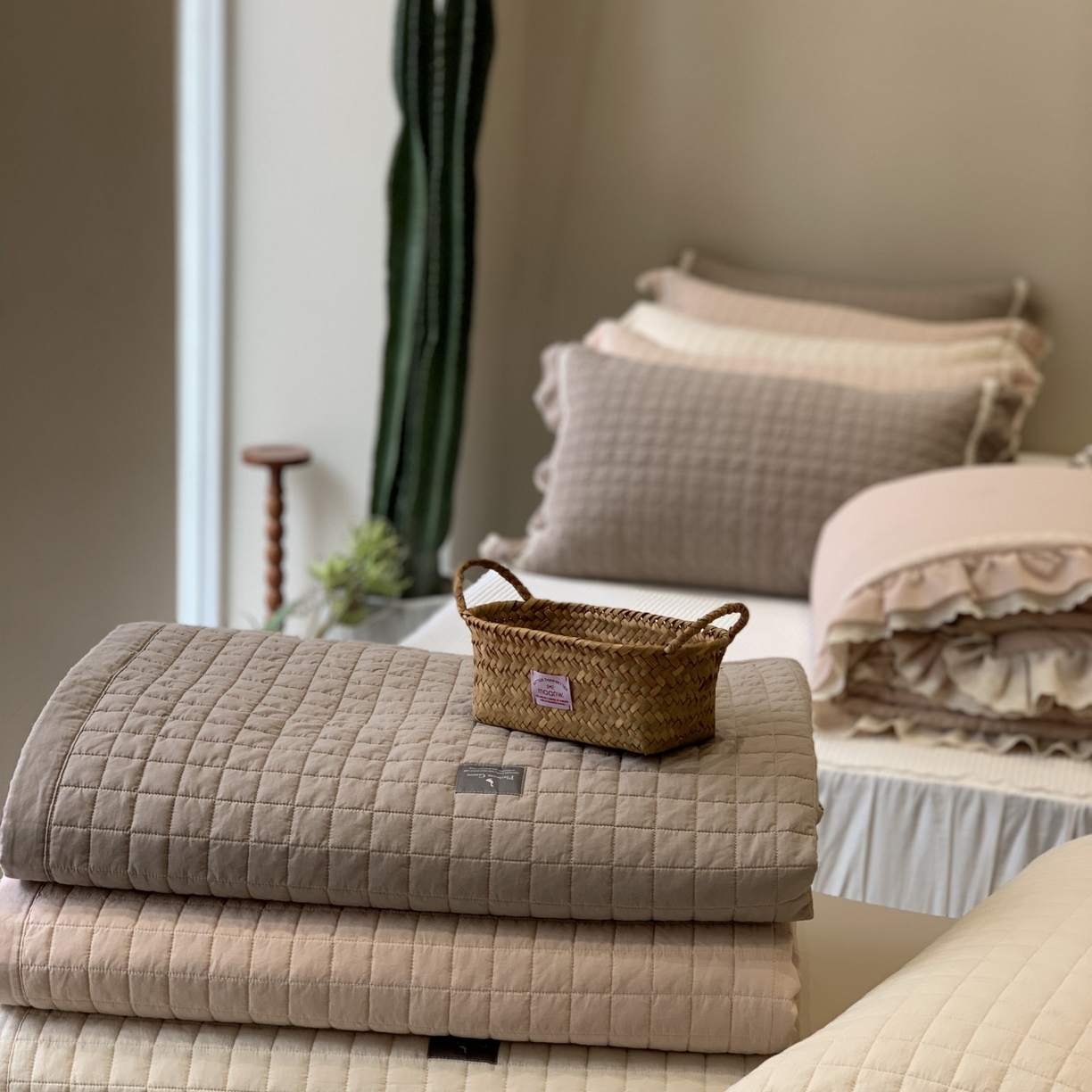 91家纺网 家纺一手货源 找家纺 汇庭 2025秋冬新款棉与麻春秋极简床盖系列 组合