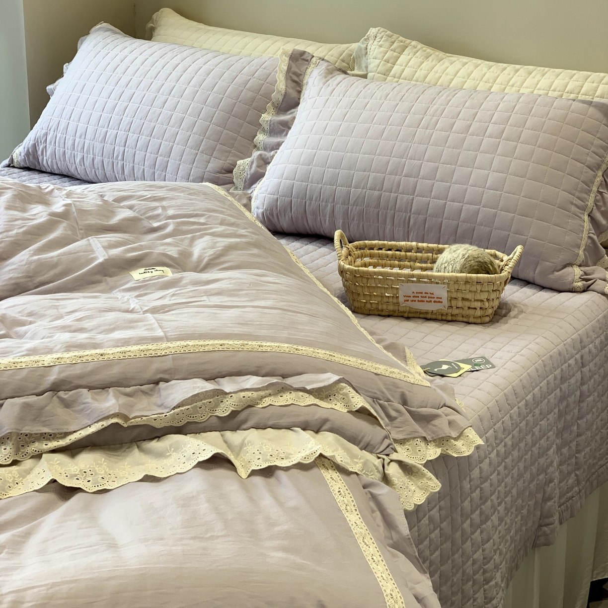 91家纺网 家纺一手货源 找家纺 汇庭 2025秋冬新款棉与麻春秋极简床盖系列 棉与麻春秋紫（极简床盖紫色