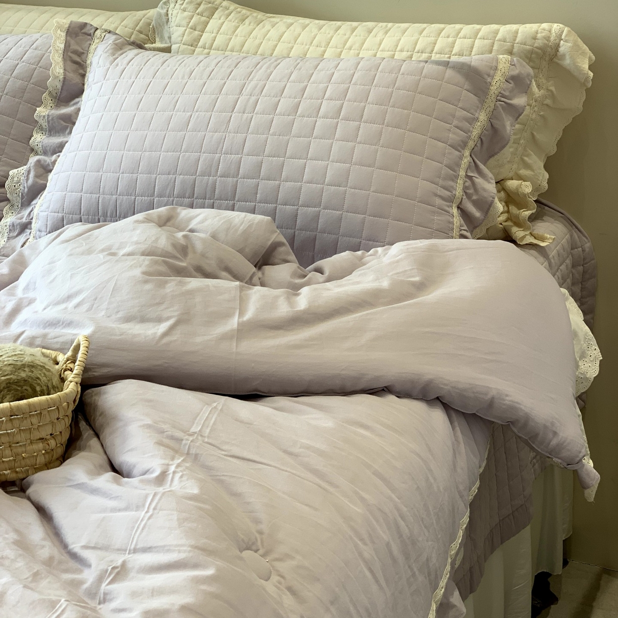 91家纺网 家纺一手货源 找家纺 汇庭 2025秋冬新款棉与麻春秋极简床盖系列 棉与麻春秋紫（极简床盖紫色