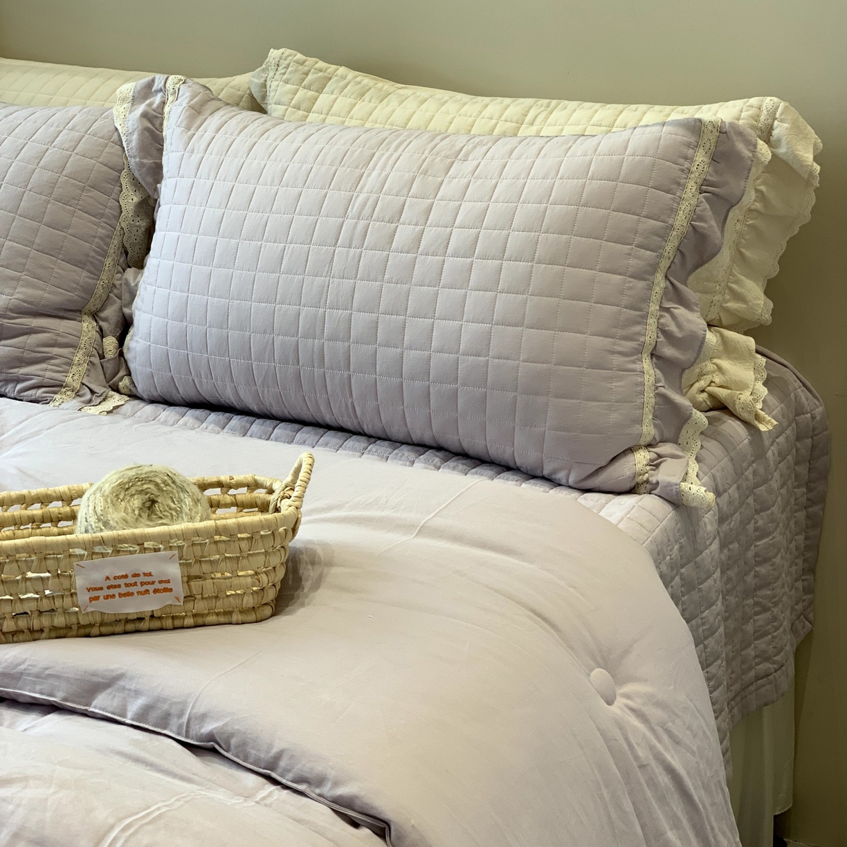 91家纺网 家纺一手货源 找家纺 汇庭 2025秋冬新款棉与麻春秋极简床盖系列 棉与麻春秋紫（极简床盖紫色